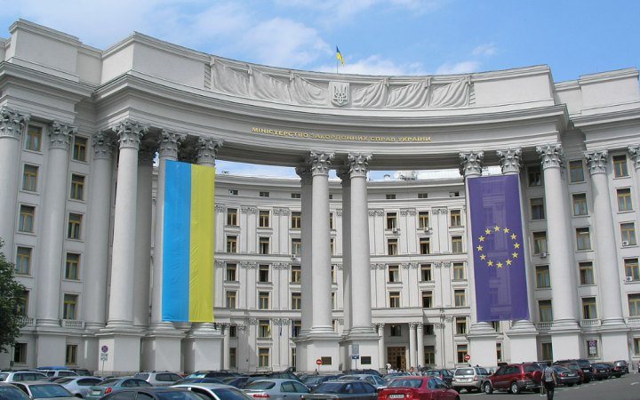 МЗС України закликає судноплавні компанії тимчасово припинити рейси до російських портів у Чорному морі