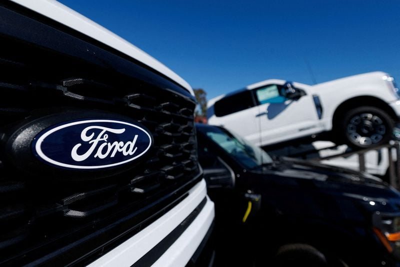 Продажі Ford у США знизилися після зняття з виробництва частини моделей