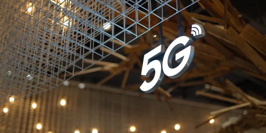 Усі три мобільні оператори почали тестування 5G у Києві