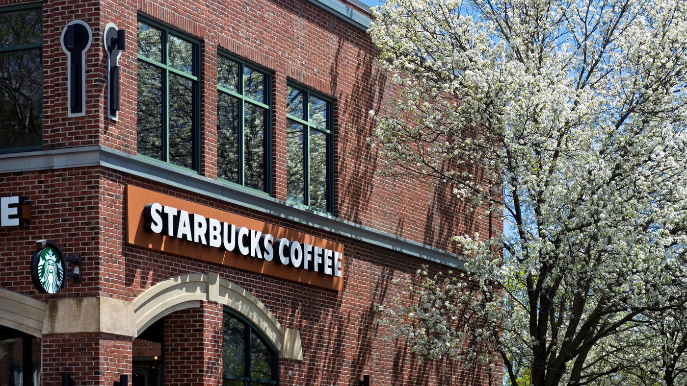Starbucks скорочує присутність у центрі Бостона, локальні кав'ярні отримують нових клієнтів