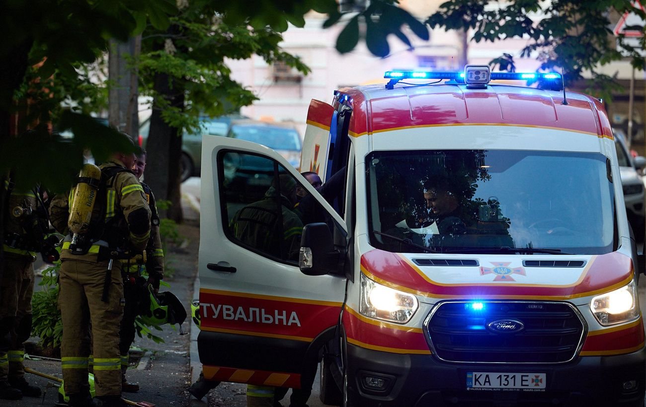 Російський дрон влучив у цивільне підприємство в Харкові, семеро поранених