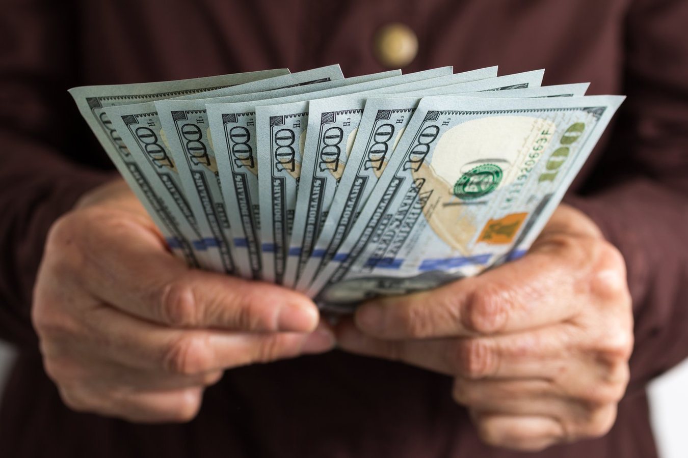 Altria підвищила квартальні дивіденди майже на 5%: що це означає для інвесторів