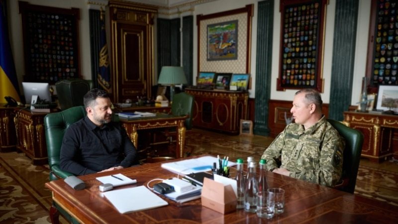 Зеленський зустрівся з командиром полку БПЛА Ляшком для обговорення потреб фронту
