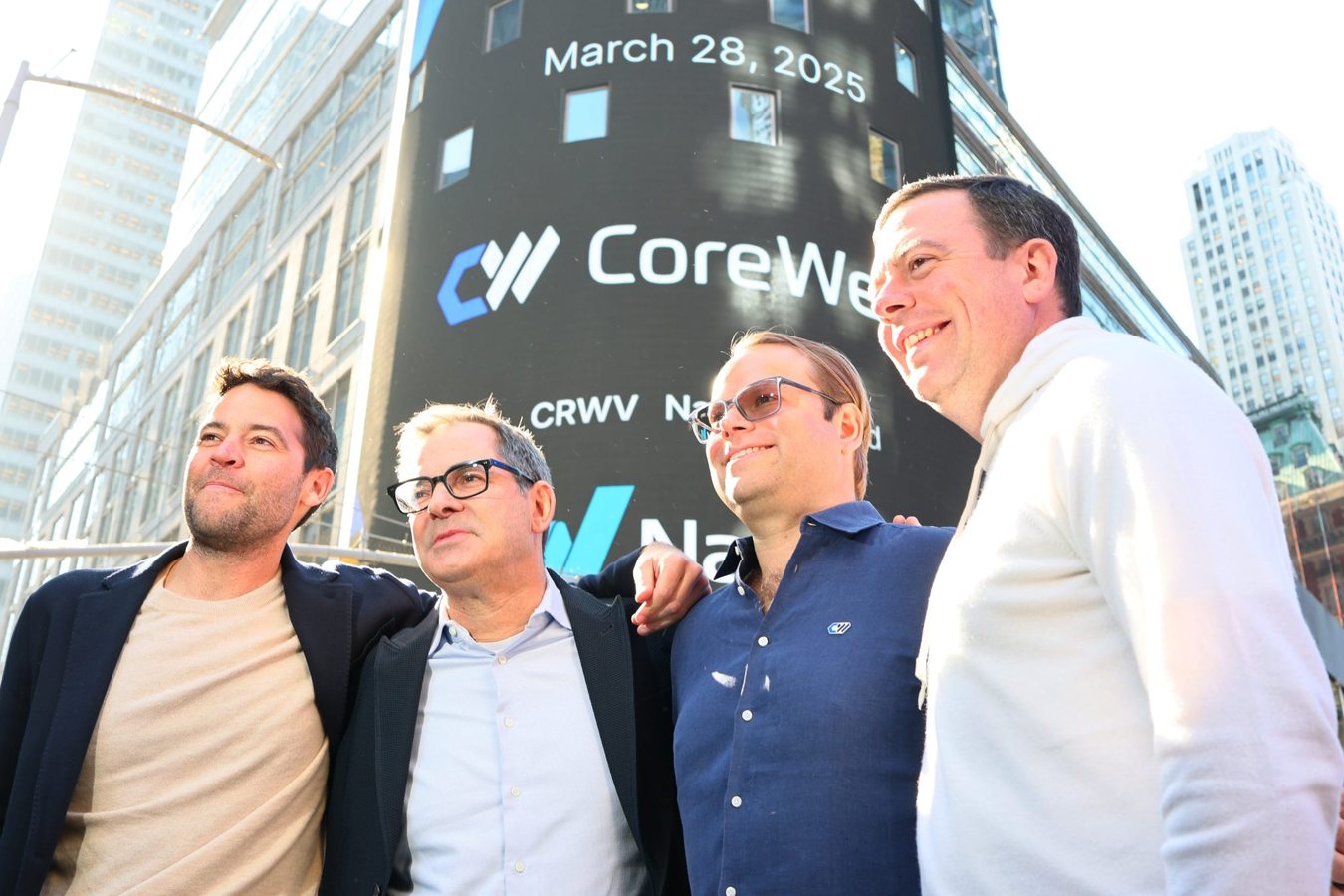 CoreWeave: інвестор пояснює, як збитковий AI-провайдер планує виплатити $52 млрд боргів