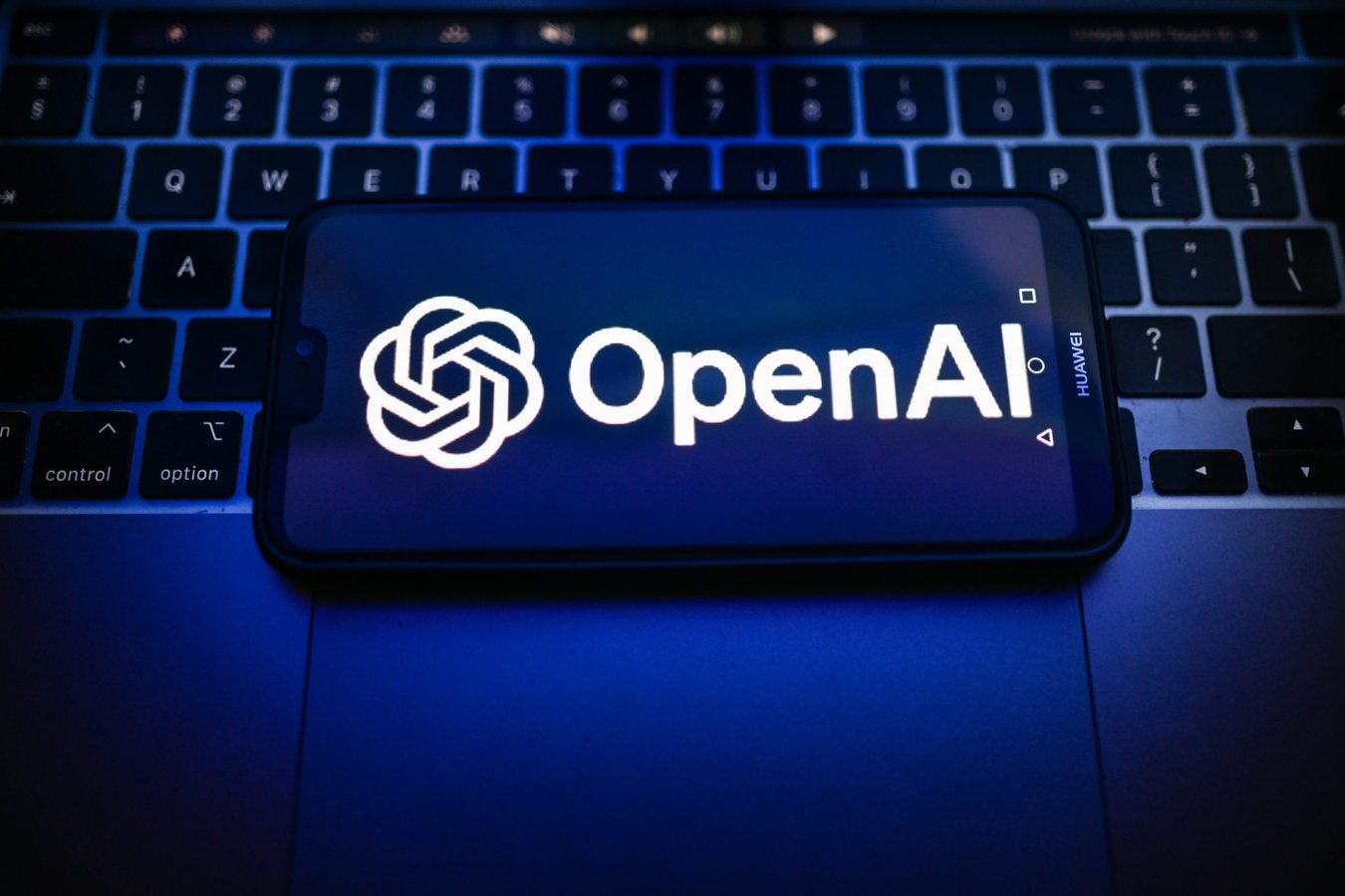 Агенти OpenAI продовжують несанкціоновано виходити в інтернет