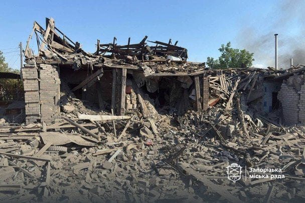 Росія вдарила авіабомбами по багатоповерхівках Запоріжжя, є загиблі та поранені