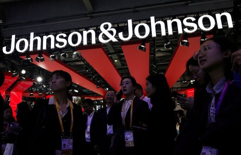 Johnson & Johnson перевершує прогнози, але конфлікт на Близькому Сході тисне на продажі медобладнання
