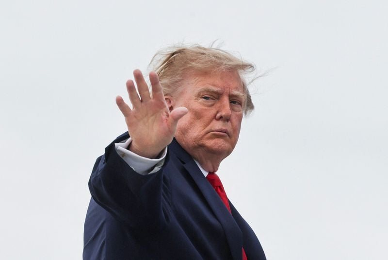 Трамп схвалив нові стандарти палива, скасовуючи мандат Байдена на електромобілі