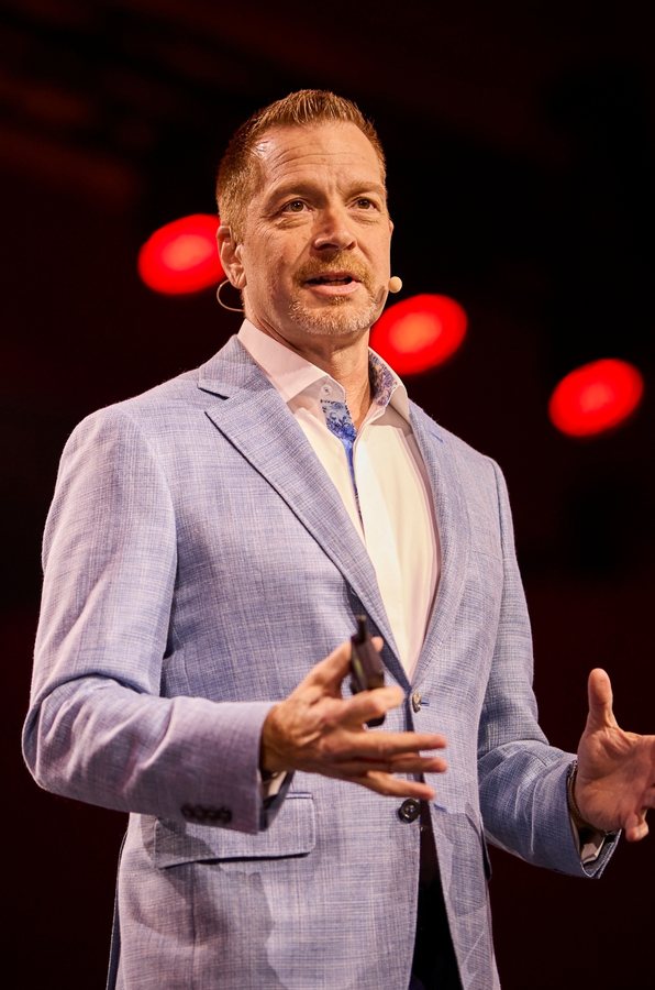 Генеральний директор CrowdStrike Джордж Курц продав акцій компанії на 4,19 мільйона доларів